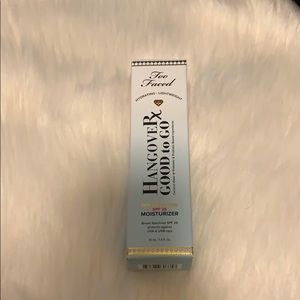 ✨BNIB✨ Too Faced Hangover Rx SPF Moisturizer
